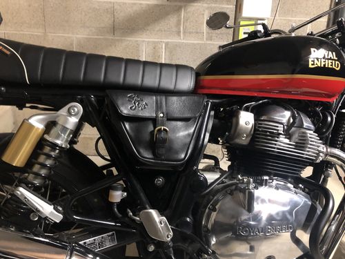 Customer photo review of Sacoche latérale cuir Noir pour Royal Enfield