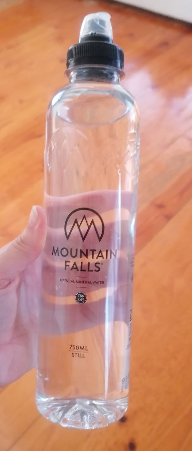 Customer photo review of 750ml Still Mineral Water - Signature ZEROPET Sports Bottle (Pack of 12)