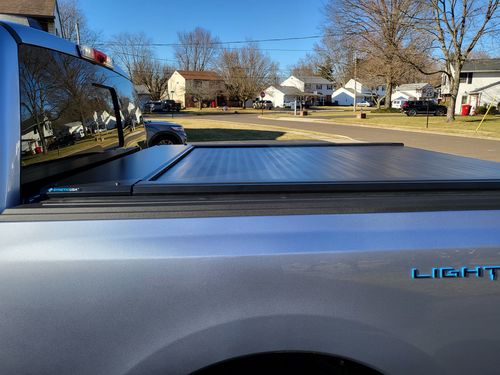 Customer photo review of 2004-2023 Ford F-150 Recoil Retractable Tonneau Cover