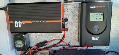 Customer photo review of iTechworld 40A 12/24V MPPT Solar Charge Controller