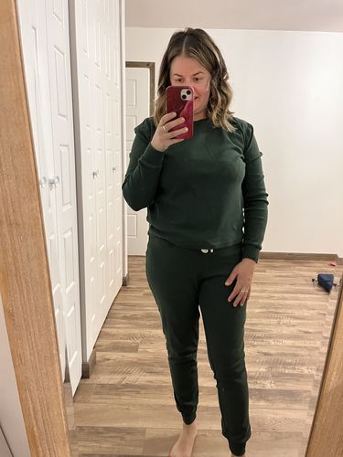 Customer photo review of Ladies Ribbed Jogger in Emerald