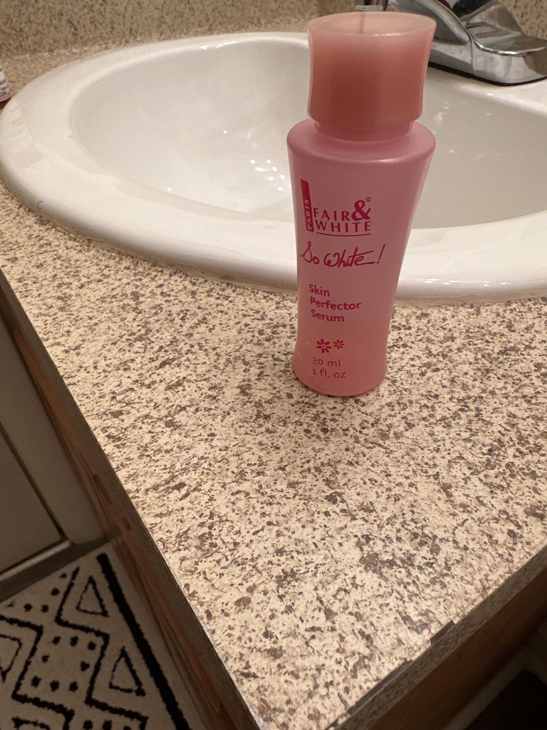 Customer photo review of Fair and White So White Skin Perfector Serum 30ml / 1 fl oz