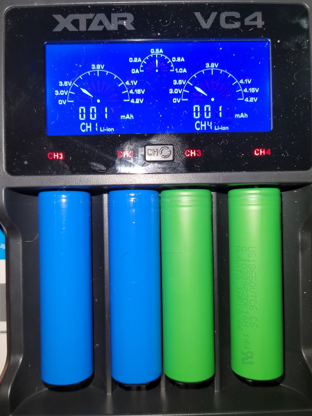 Customer photo review of XTAR VC4 4 Bay Digital LCD Battery Charger