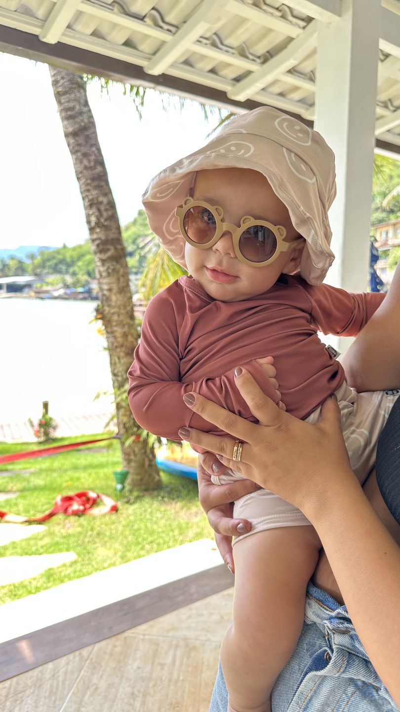 Customer photo review of Chapéu Bucket Hat Infantil Estampado UV50+ Smiley