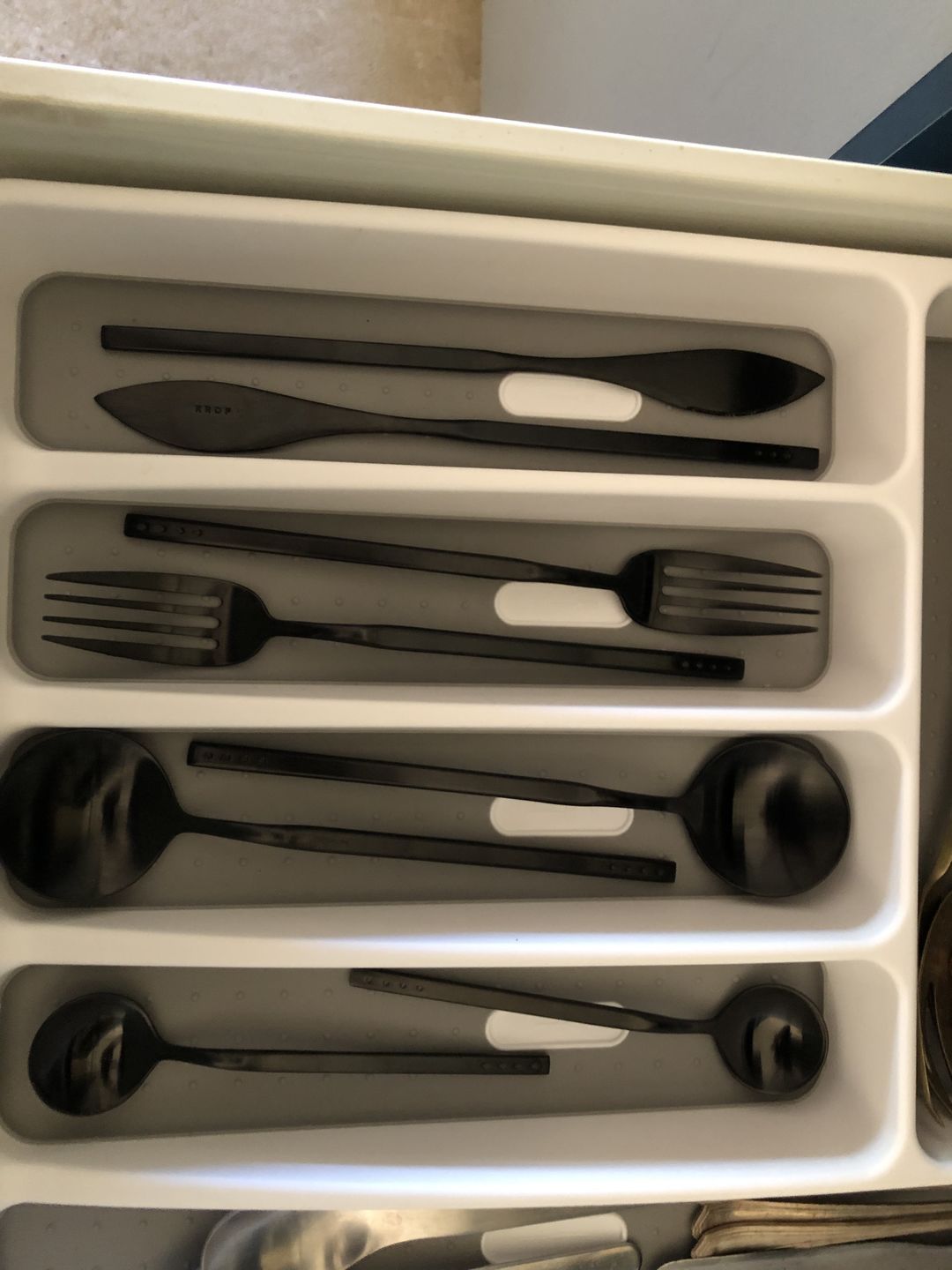 Customer photo review of Matte Black — 8pc Cutlery Set