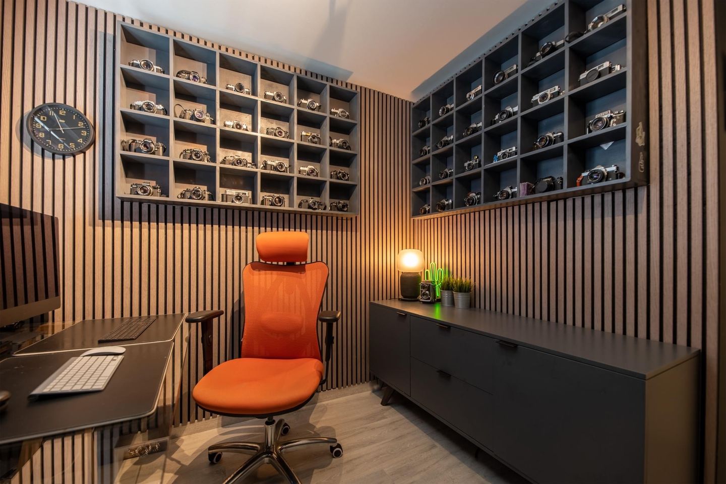 Customer photo review of SlatWall Acoustic Grey Oak