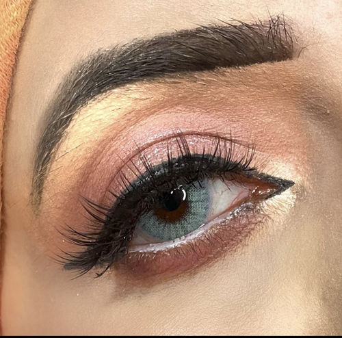 Customer photo review of FRESHGO Hidrocor Marine Contact Lenses