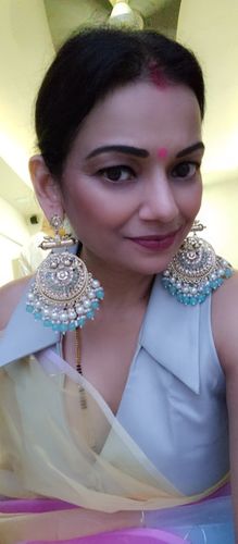 Customer photo review of Rubans Gold-Plated Red & Green Stone-Studded Temple Jewellery-Set
