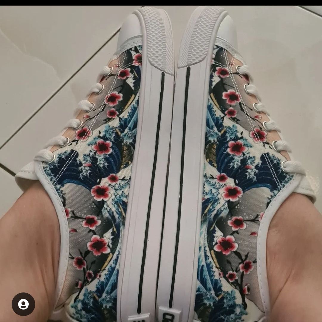 Customer photo review of Low Top Sakura Waves