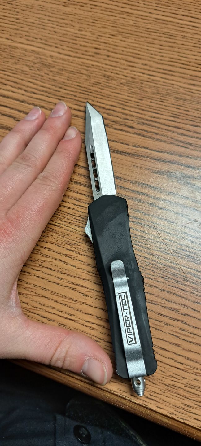 Customer photo review of Mini Black Ghost D/A OTF (Multiple Blade Styles Available)