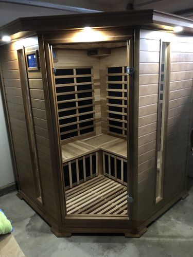Customer photo review of Smartmak Pentagon Saunas 2-Person Far Infrared Sauna
