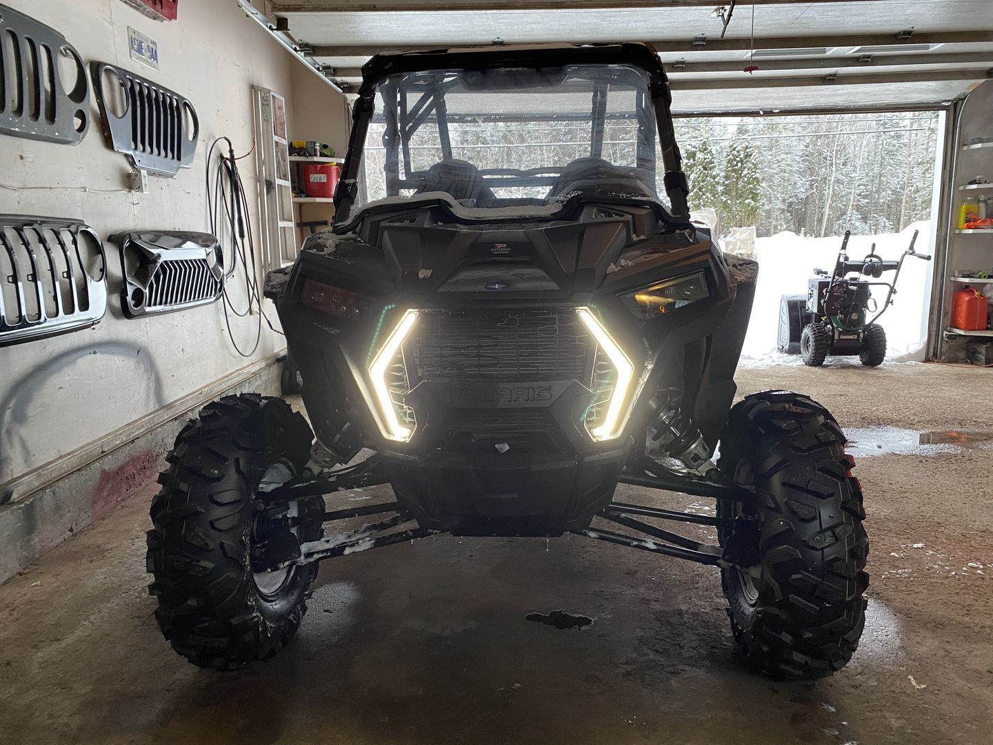 Customer photo review of （Free Gift）Rear View Mirror 1.65''-2'' Fit Can-am Maverick X3 | Polaris RZR | Pioneer | Talon | Kawasaki