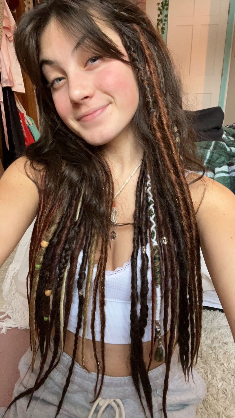 Customer photo review of Dark Brown  - (1 pack of 5 Dreads)
