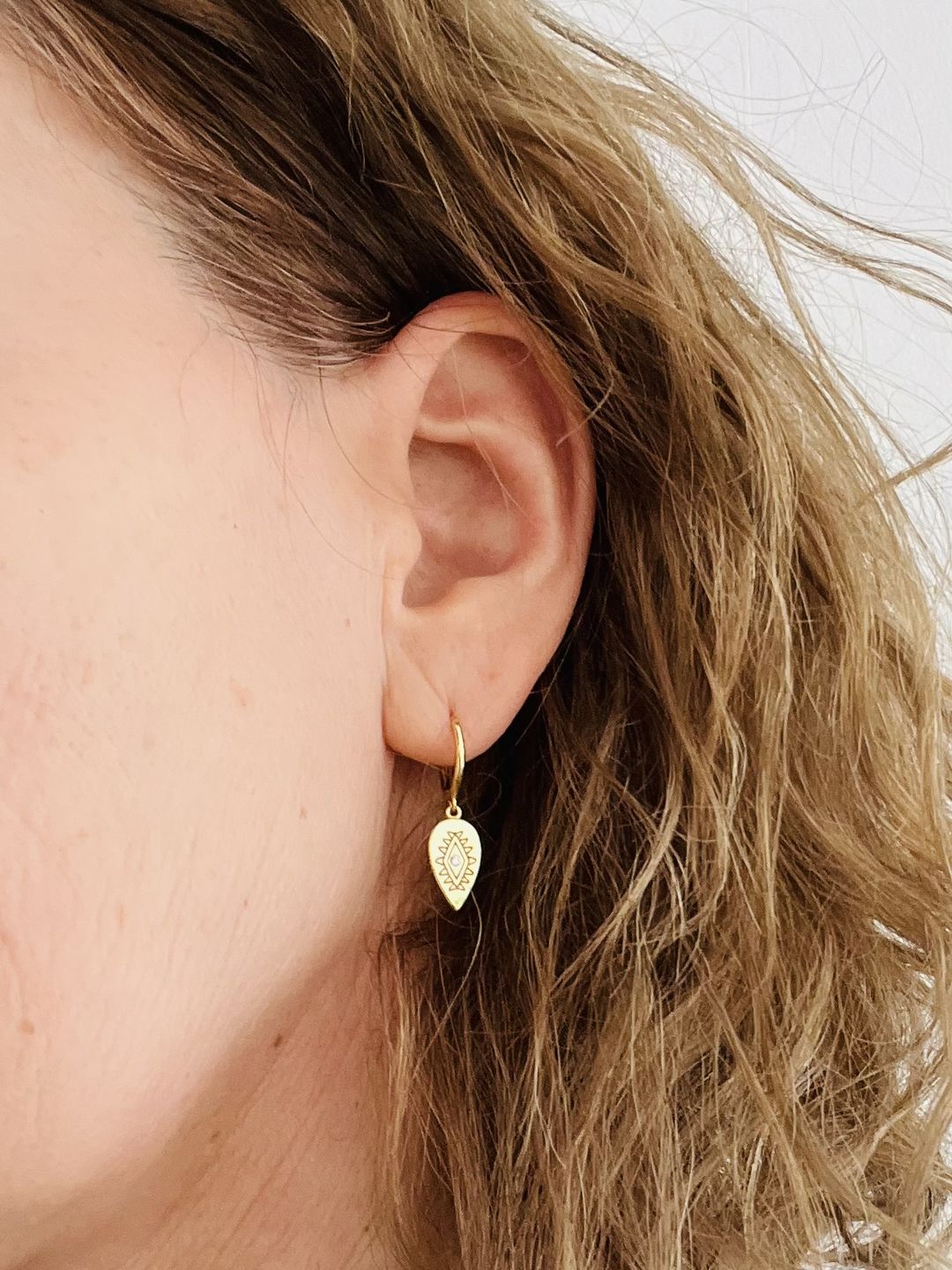 Customer photo review of FRANKIE HOOPS 1CM