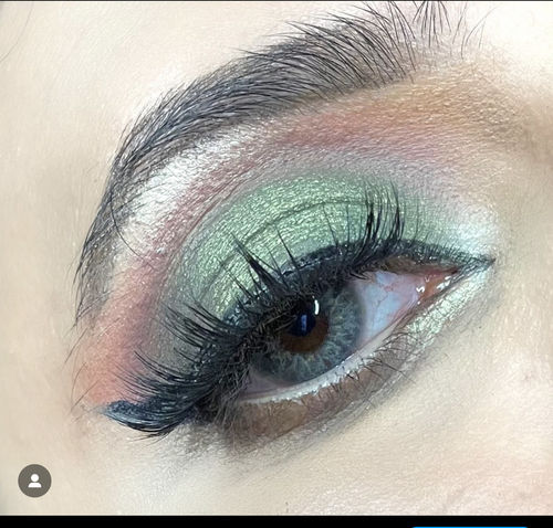 Customer photo review of FRESHGO Alaska Sage Green Contact Lenses