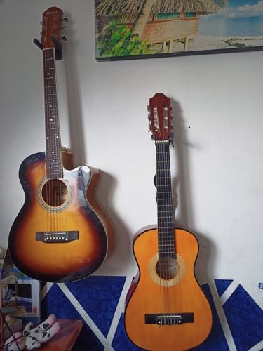 Customer photo review of Minimalistic guitar wall mount