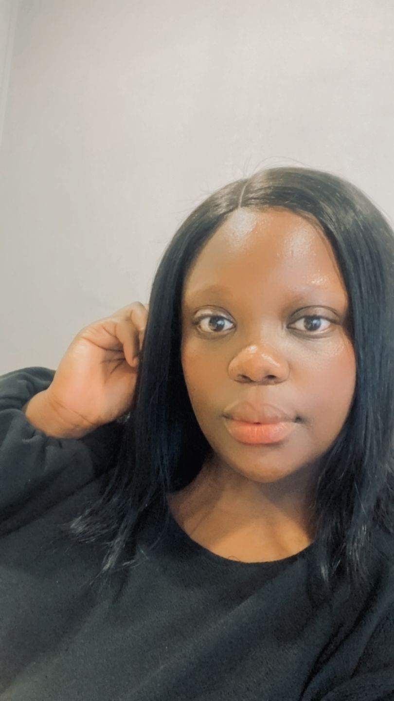 Customer photo review of Brazilian Beginner Wig Kim K