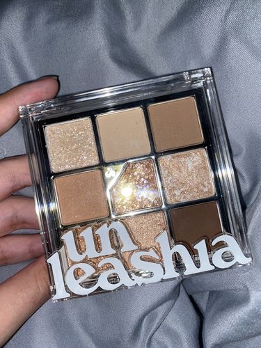 Customer photo review of Glitterpedia Eye Palette All of Glitter | Paleta de glitter