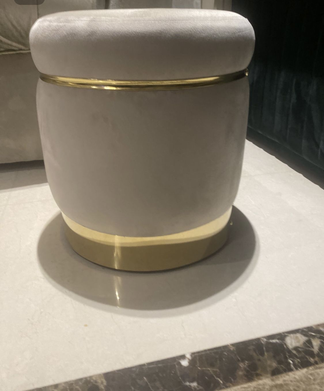 Customer photo review of بوف دائري - أوف وايت - AC96