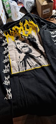 Customer photo review of Waylon Jennings Fan Club Subscription Tee Shirt Box