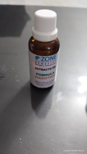 Customer photo review of Extracto Formula Magistral - 35 Extractos de Herbolaría y propóleo - 30 ml