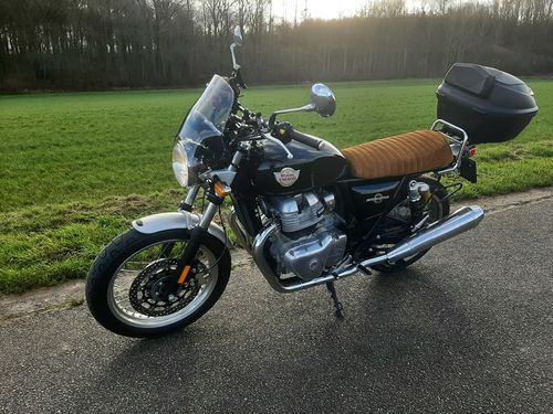 Customer photo review of Housse de Selle CONFORT cuir Camel pour Royal Enfield Interceptor 650