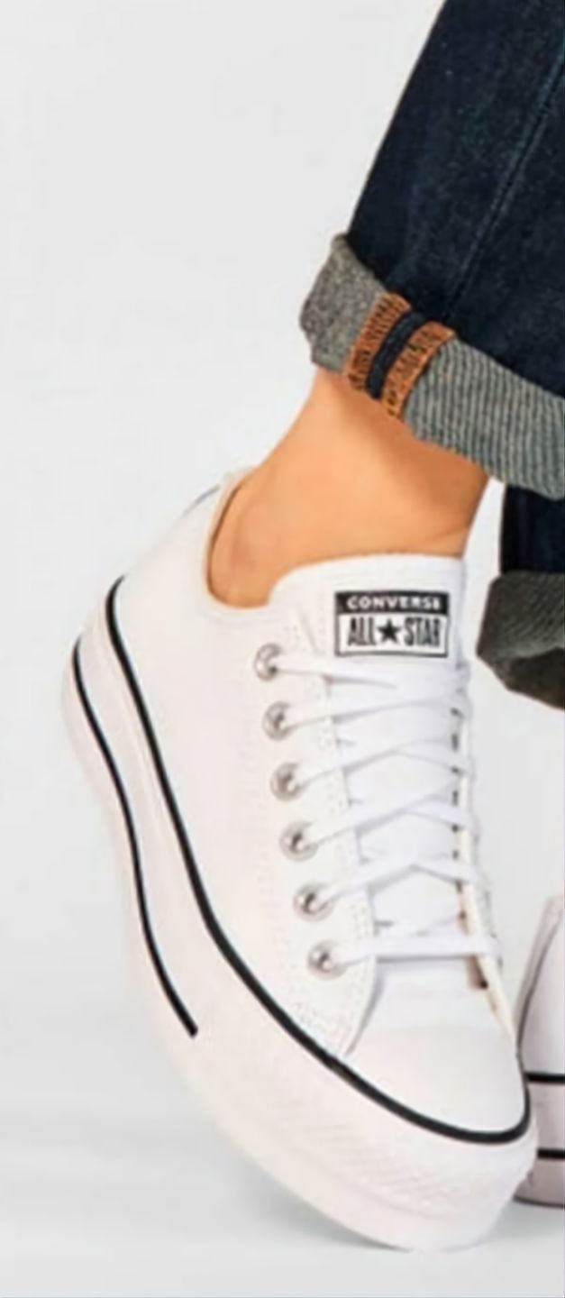 Customer photo review of Zapatilla Converse Chuck Taylor Plataforma Mujer Blanco