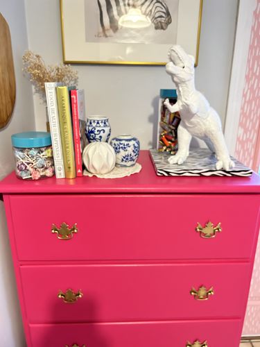Customer photo review of Katie's Lipstick - Megmade Furniture Paint