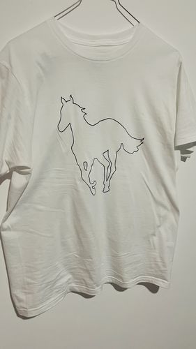 Customer photo review of Playera Personalizada: Tu Banda Favorita Aquí