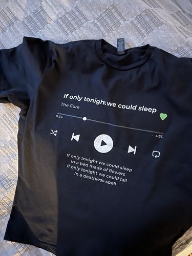 Customer photo review of Your Favorite Song T-Shirt Music Player