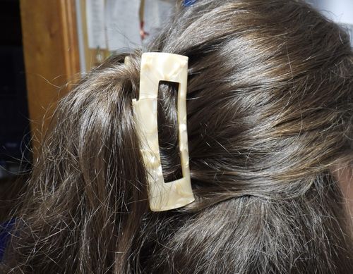 Customer photo review of Large Dreamy Claw Clip