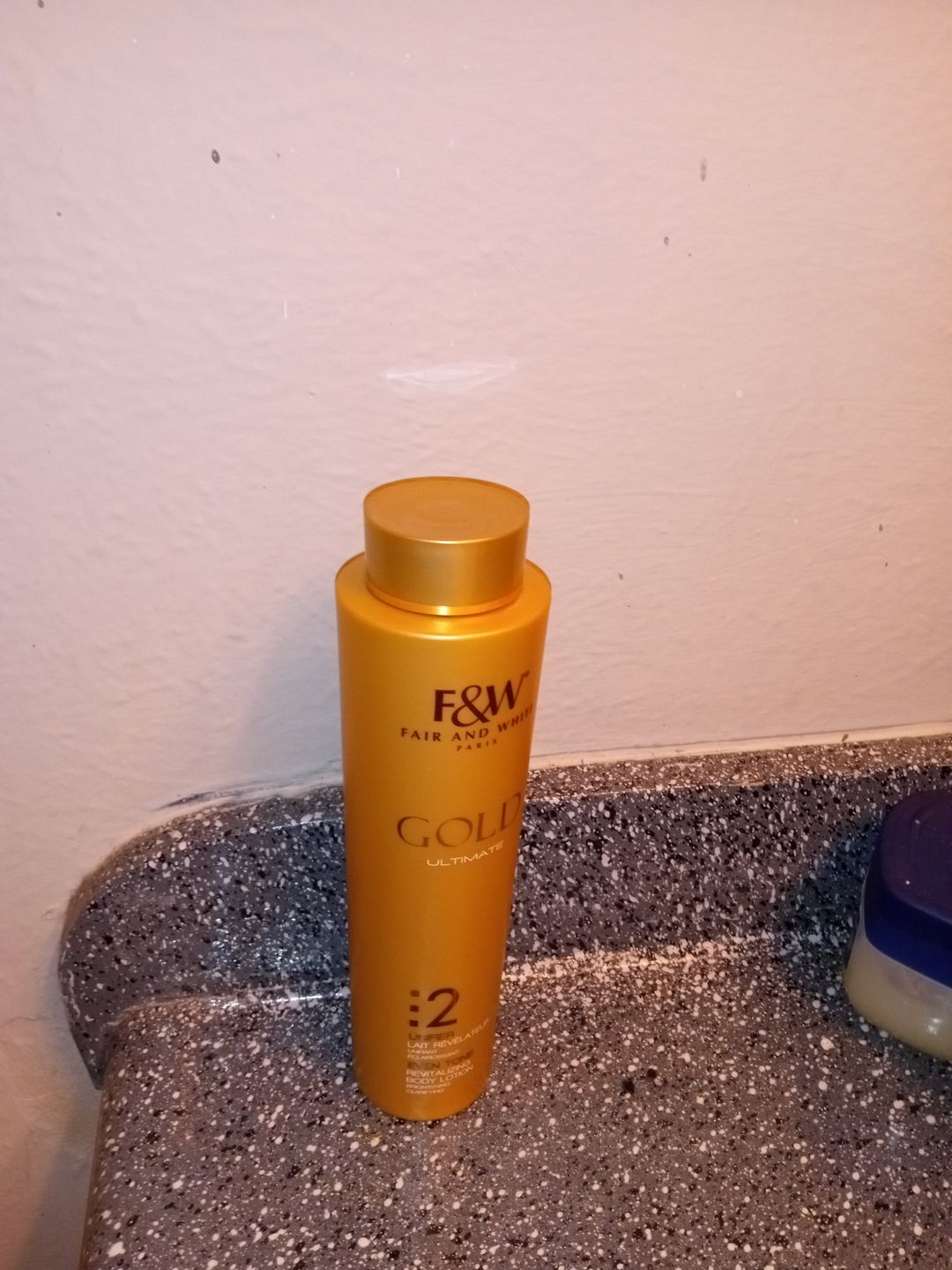 Customer photo review of Fair and White 3: Gold Rejuvenating Moisture Lotion 500ml / 17.6 fl. oz