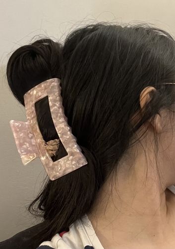 Customer photo review of XXL Dreamy Claw Clip