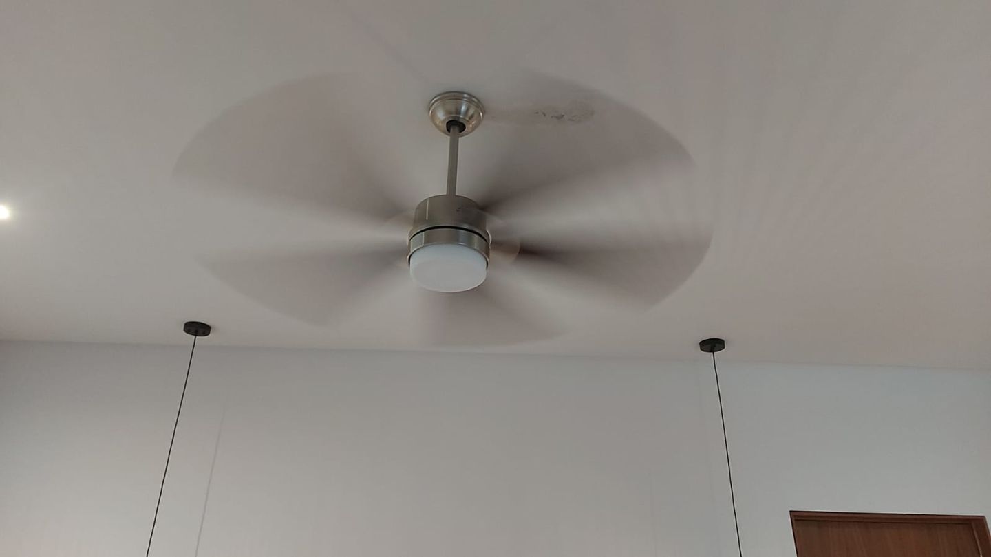 Customer photo review of Ventilador de Techo Windemere con Luz 54 Pulgadas