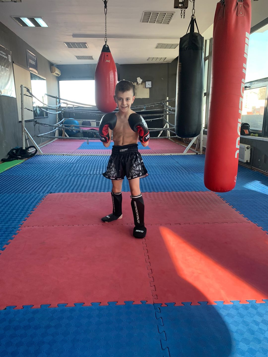 Customer photo review of Tibiere Kickbox Knockout Ciorap Copii Mici