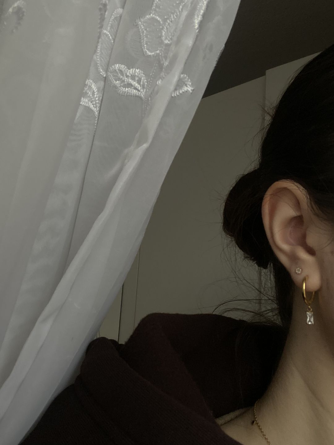 Customer photo review of Simple Baguette Ohrringe | 18K vergoldet