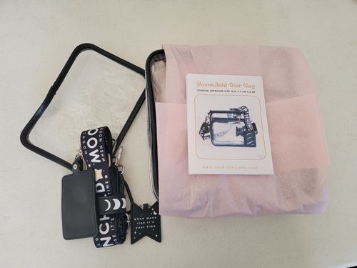 Customer photo review of Ultimate Moonchild Stadium Tour Bag