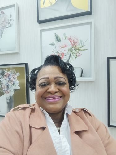 Customer photo review of 4th Day of Christmas: Free Hair Gummies