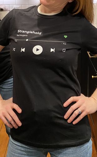 Customer photo review of Your Favorite Song T-Shirt Music Player