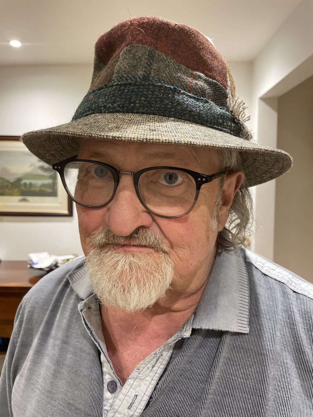 Customer photo review of Walking Hat Patchwork Tweed