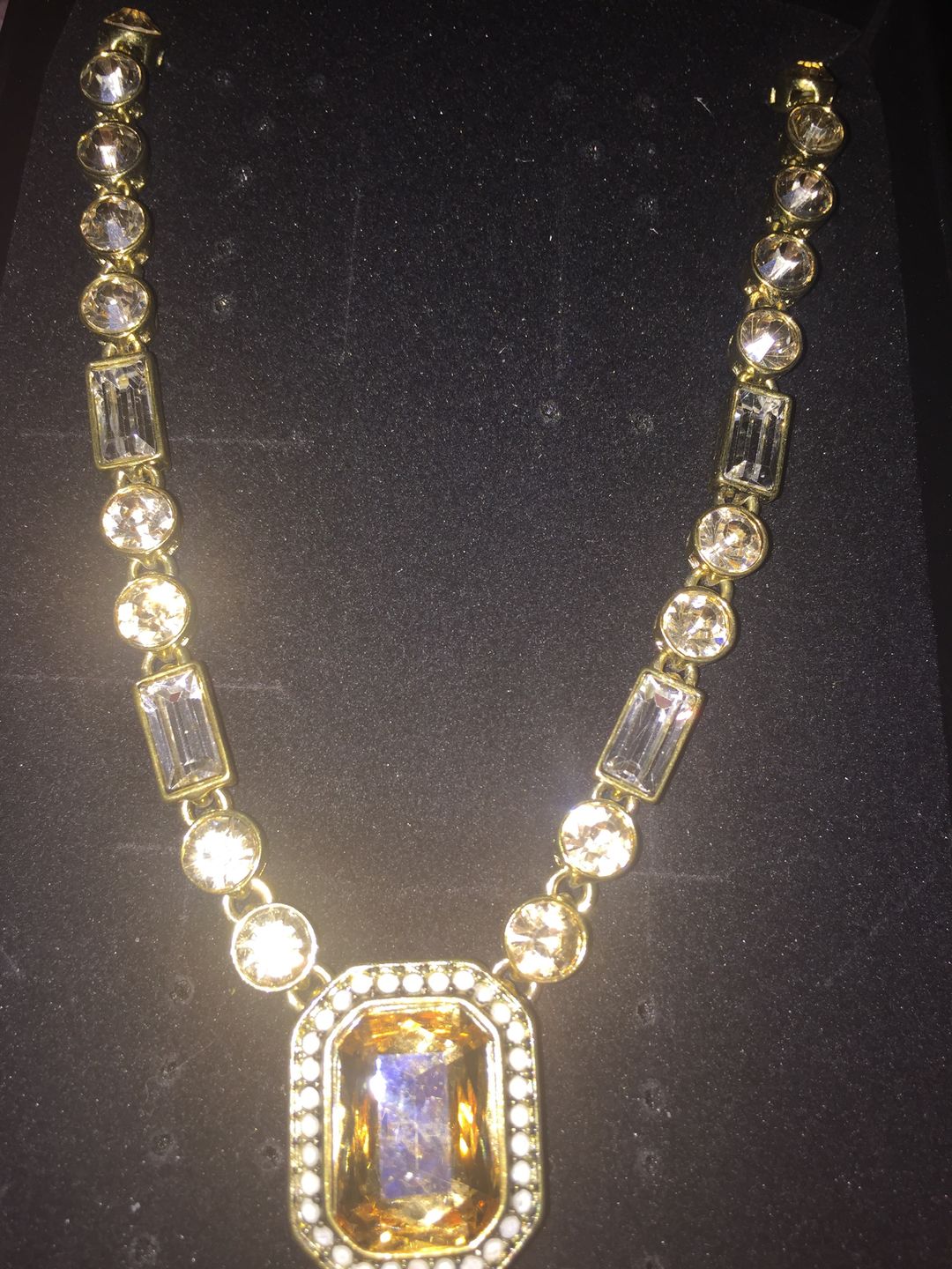 Customer photo review of HEIDI DAUS®"On Line" Crystal Pendant Necklace