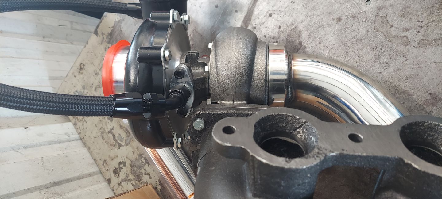 Customer photo review of Motion Billet T4 T6 Turbo Drain Oil Flange 10AN 21-10008