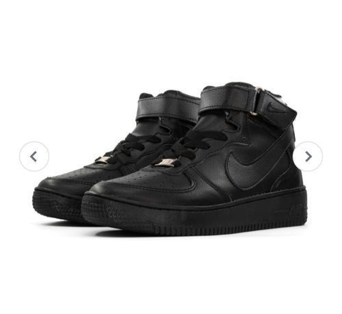 Customer photo review of Tenis 841 Negro Total