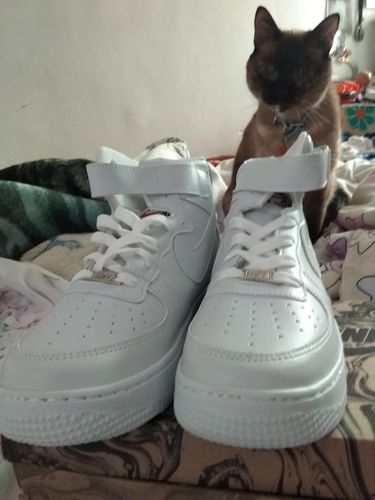 Customer photo review of Tenis 841 Blanco Total