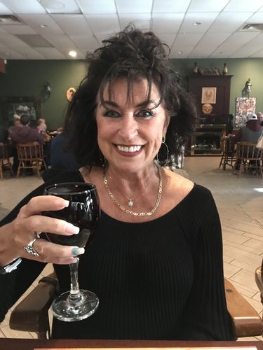 Customer photo review of EvenSkyn® Lumo: Premium Anti-Aging & Skin Tightening Handset