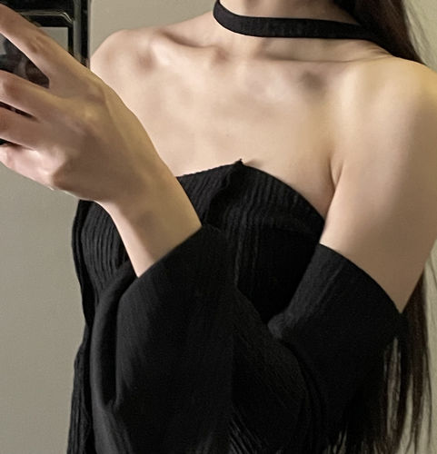 Customer photo review of Y2K Top & Gloves Set