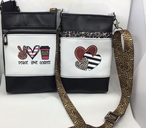 Customer photo review of Wanderlust Phone Bag Pattern