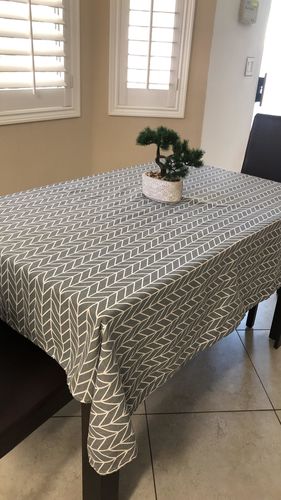 Customer photo review of High Quality Cotton Linen Table Cover