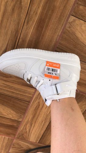 Customer photo review of Tenis 841 Blanco Total