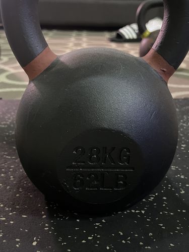 Customer photo review of Tydax Powder Coated Kettlebell